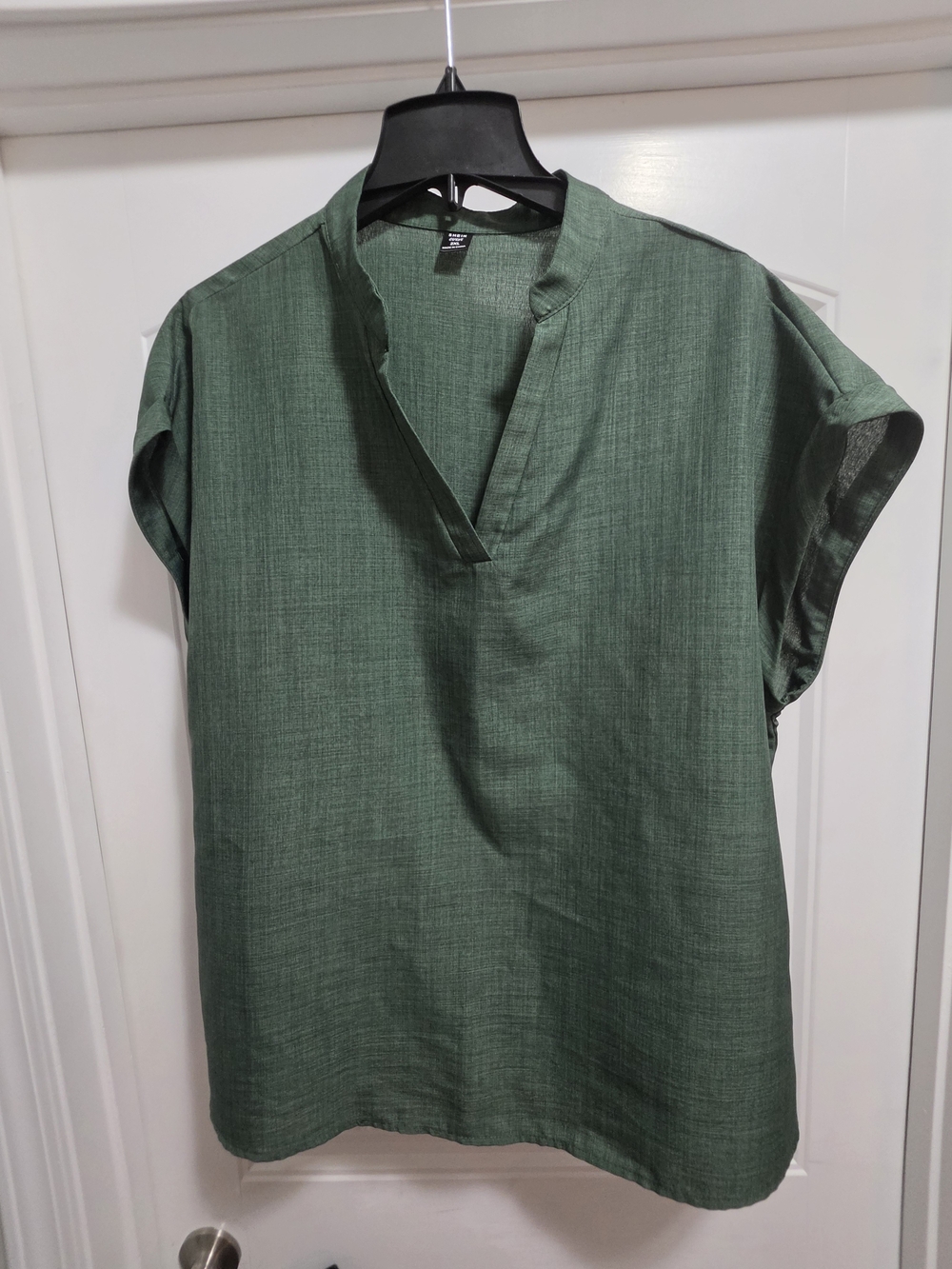 SHEIN WomensCasual Short-Sleeve Buttonless Shirt in Green